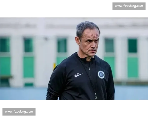 拉坦齐奥战术破解斯卢茨基，新鹏城针对性打法显成效